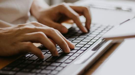 Live web chat