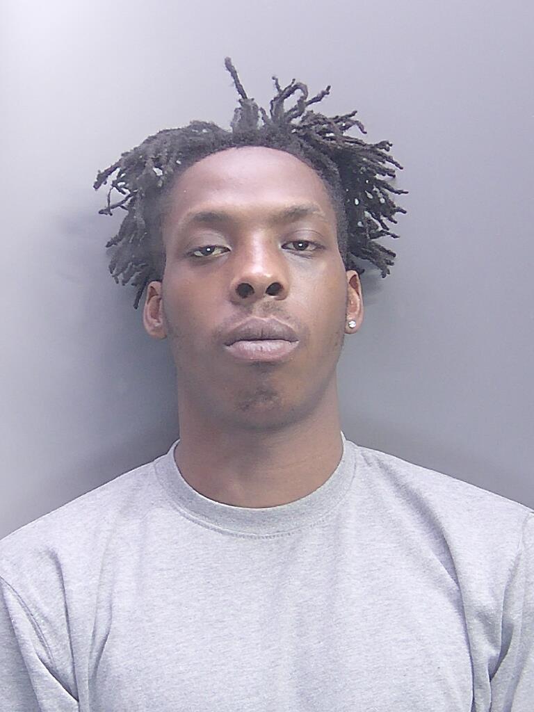 Custody photo of Darnell Baverstock